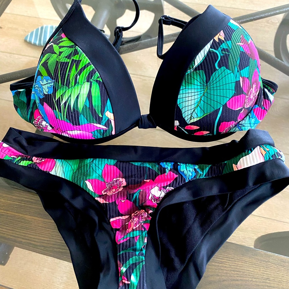 Body Glove bikini